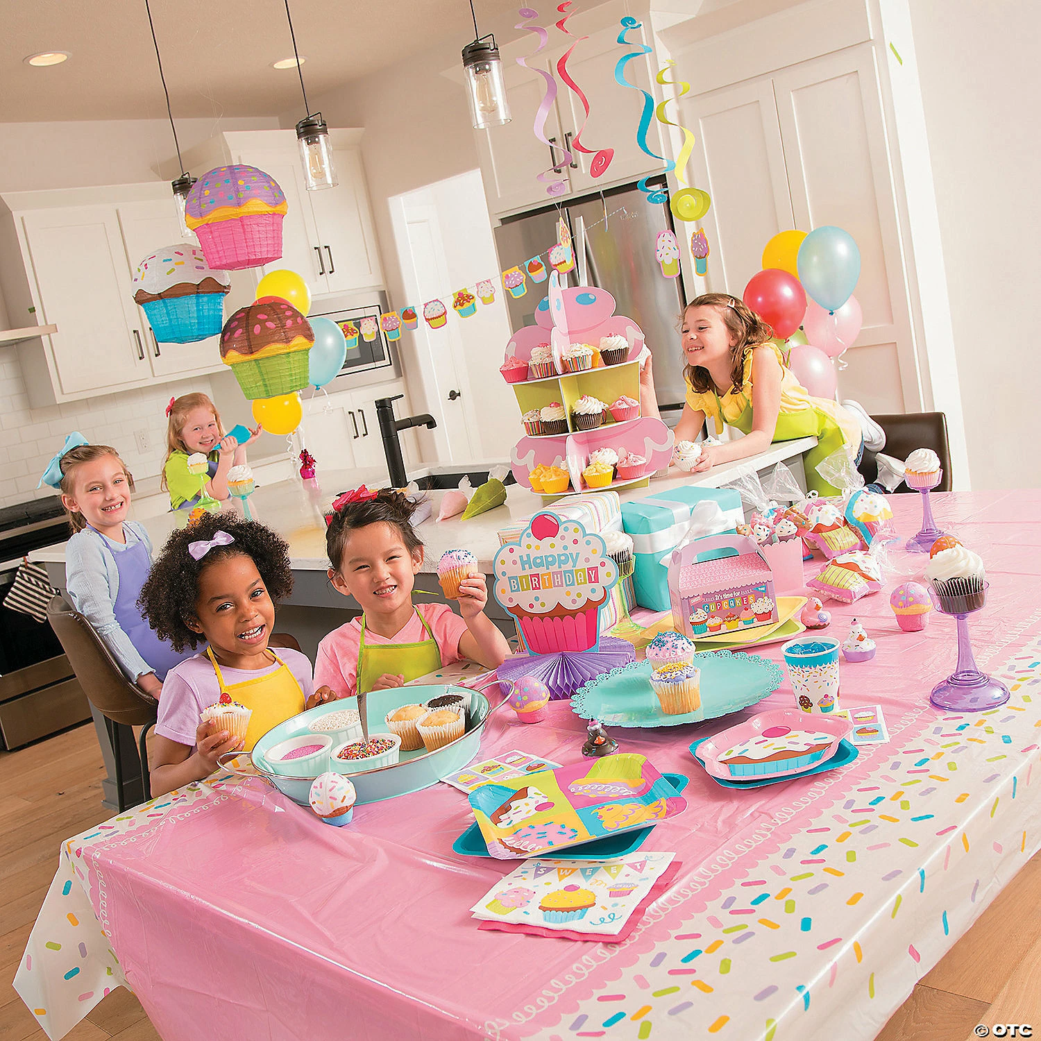 Wholesale π Colorful Kids' Aprons - 12 Pc. 𧨠6 Wholesale π Colorful Kids' Aprons - 12 Pc. 𧨠- Image 4